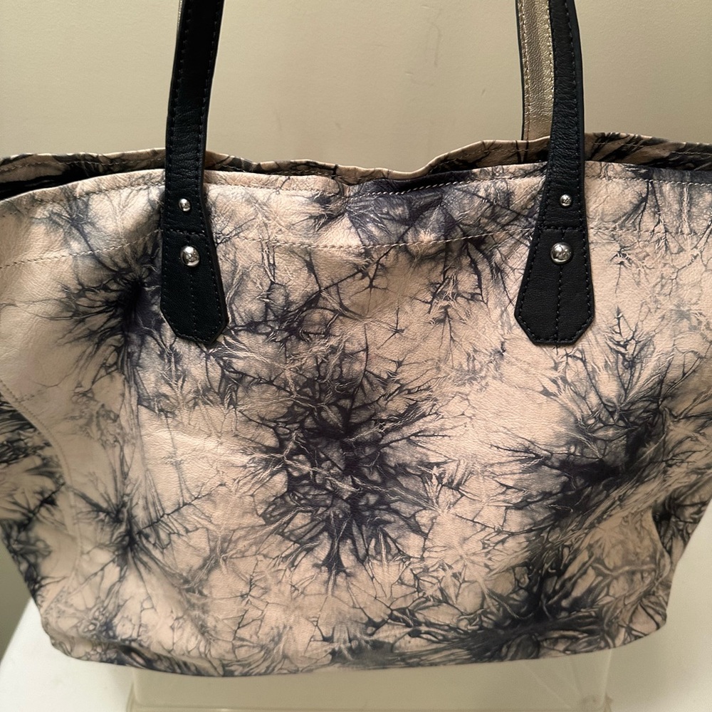 Cynthia Vincent large canvas like material shoulder bag . See photos for color. - Picture 3 of 6